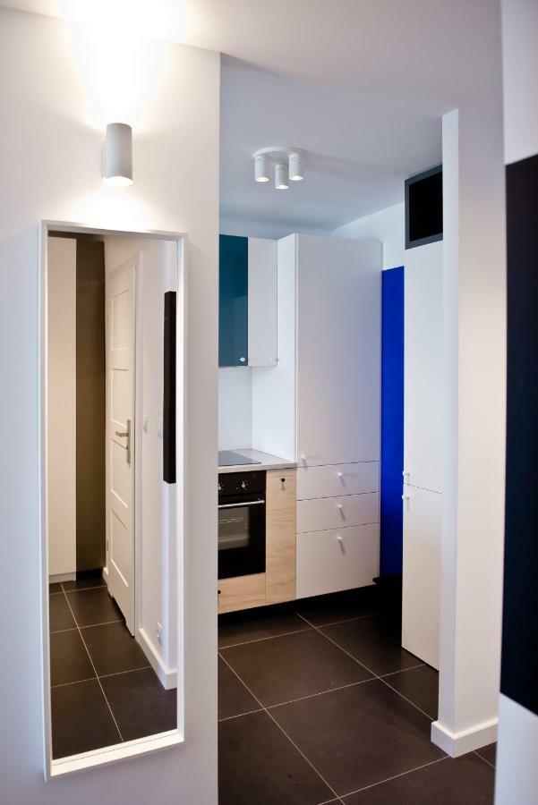 Apartamento Apartament Chlodna Near To City Center Varsovia Exterior foto