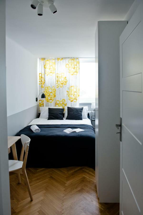 Apartamento Apartament Chlodna Near To City Center Varsovia Exterior foto